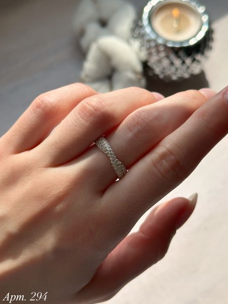 Ring (294) 16,0
